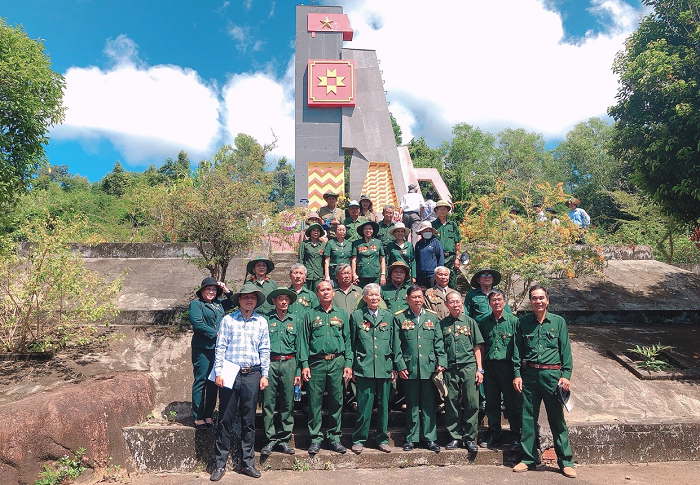 Nghia tinh cuu TNXP 2